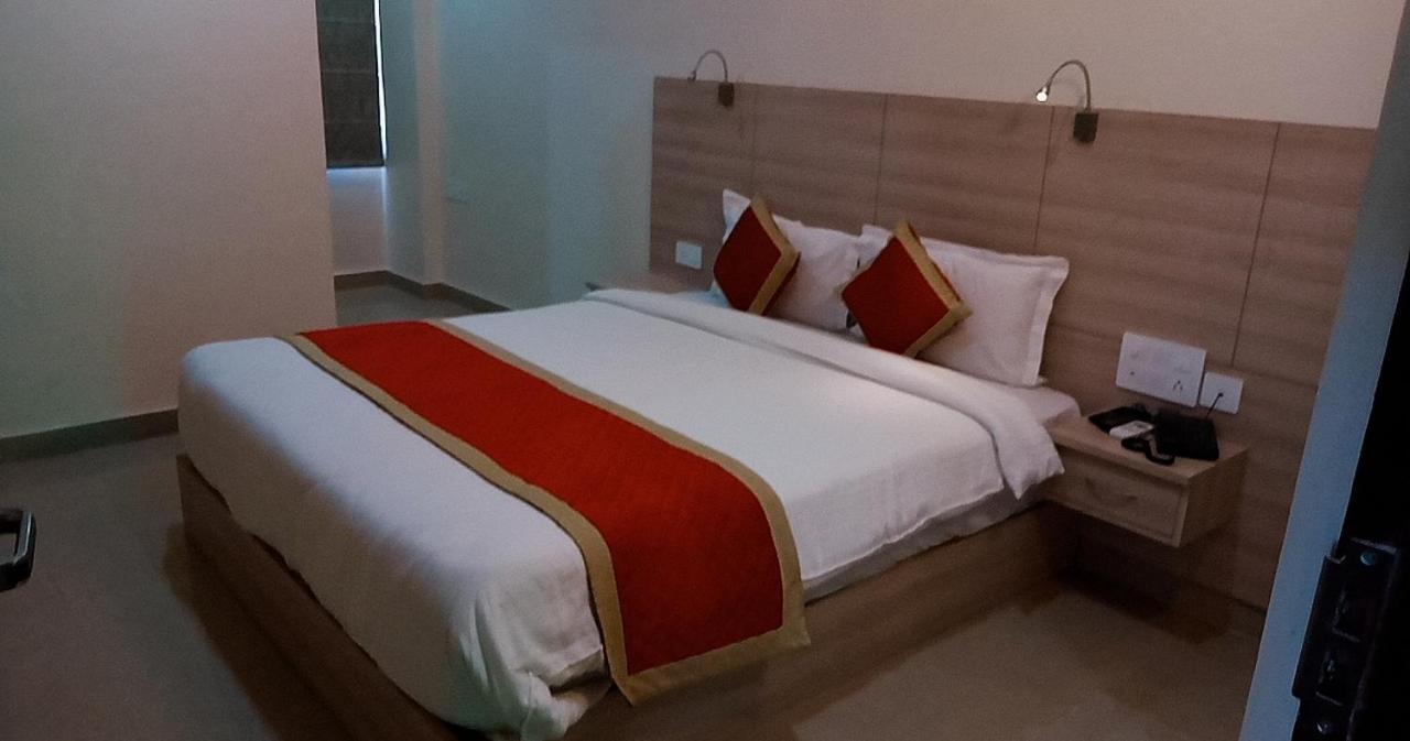 Hotel Royal Amer Dźajpur Zewnętrze zdjęcie